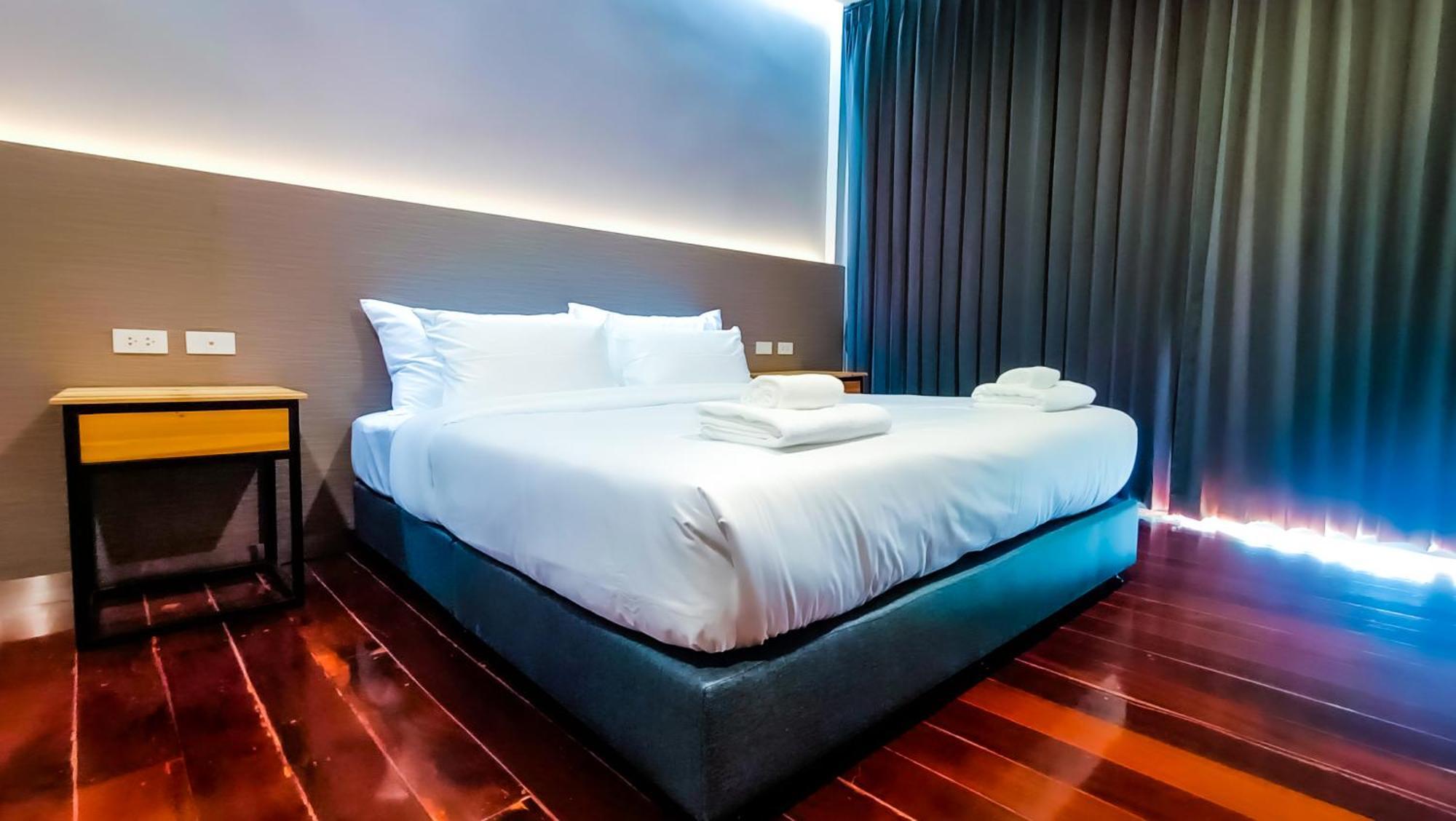 The Riva Vientiane Hotel Екстериор снимка