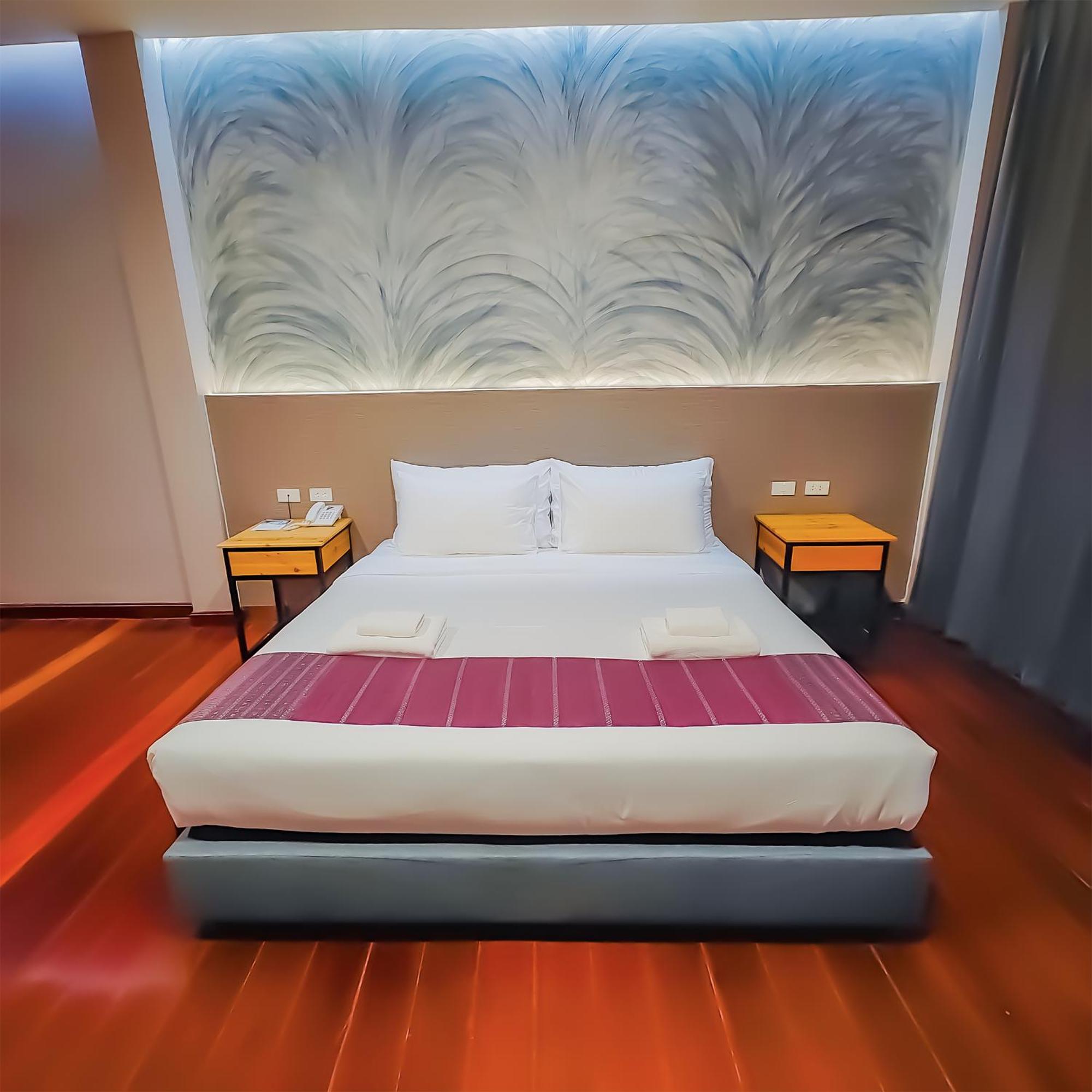 The Riva Vientiane Hotel Екстериор снимка